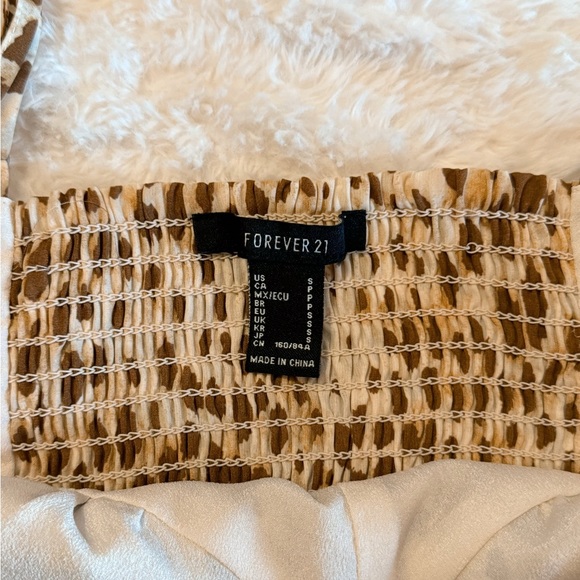 Cheetah print top! - Picture 4 of 4